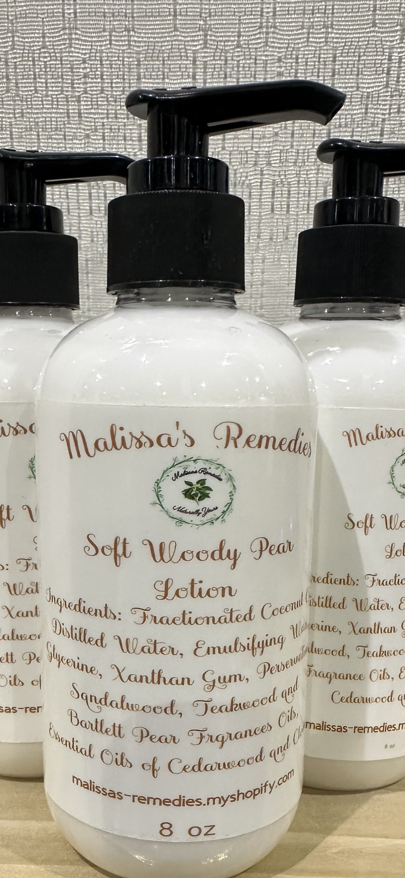 Soft Woody Pear Lotion, Glass